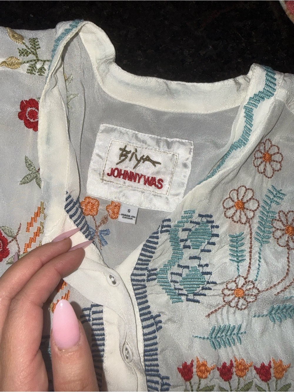 Johnny Was White Embroidered Boho Tunic with Multicolor Motifs - Picture 4 of 5
